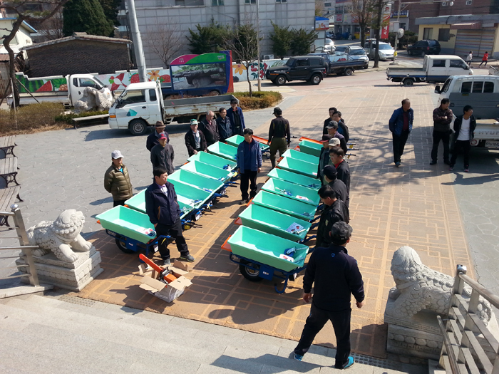 단체사진(1).jpg